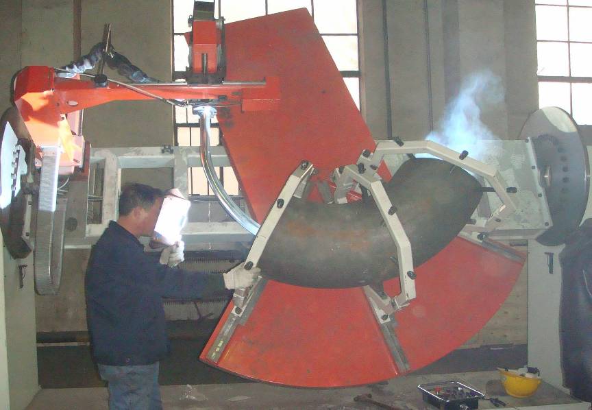 伟德体育 - 综合体育赛事平台|奥体中心相助同伴