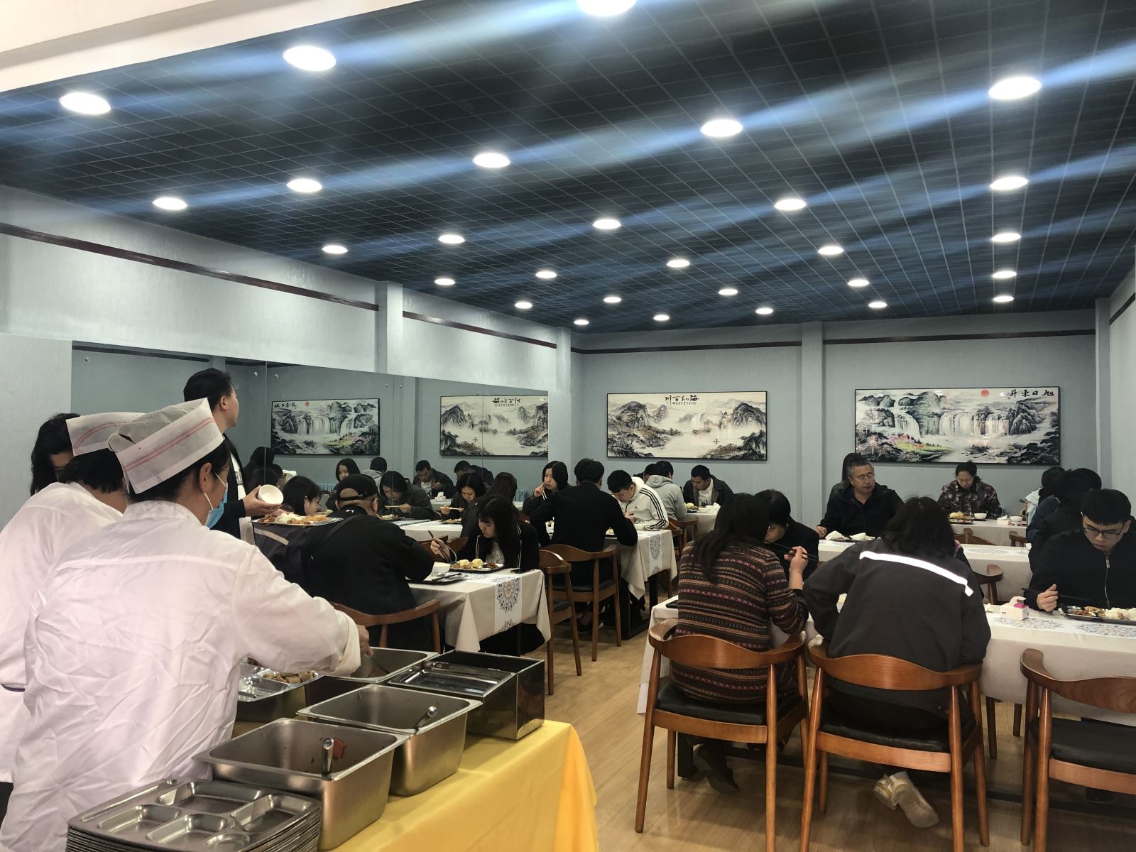 伟德体育 - 综合体育赛事平台|奥体中心相助同伴