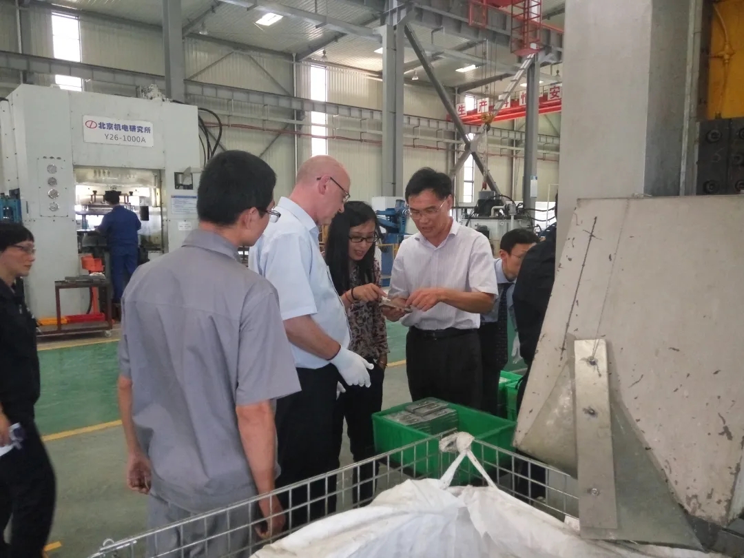 伟德体育 - 综合体育赛事平台|奥体中心相助同伴